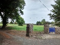 Madelines Haus Treffpunkt für Volleyball.jpg Madelines Haus Treffpunkt für Volleyball.jpg